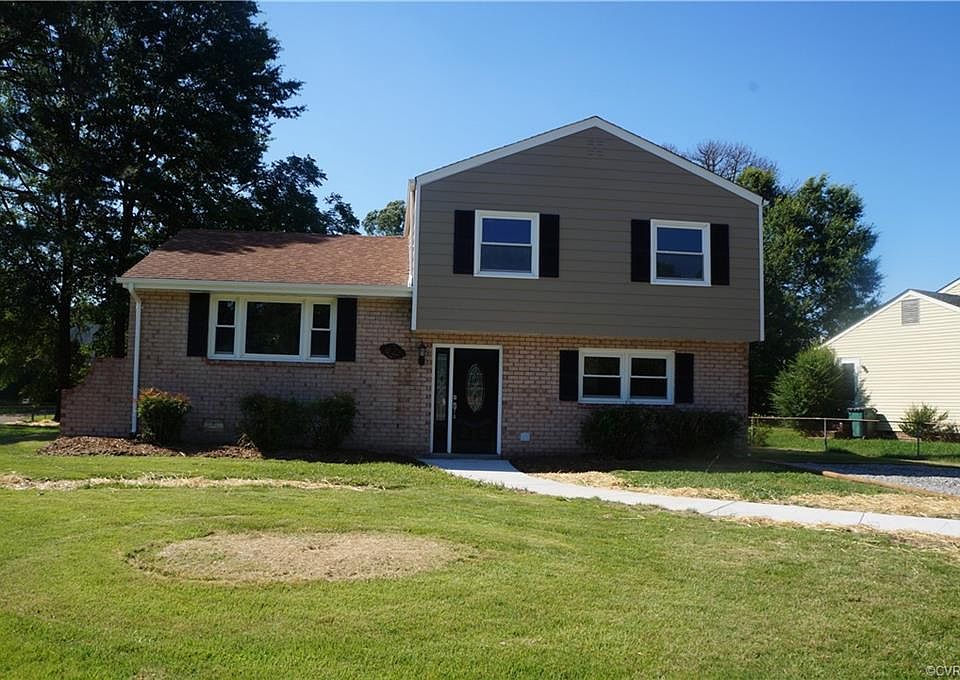 1st image of 10120 Royerton Dr