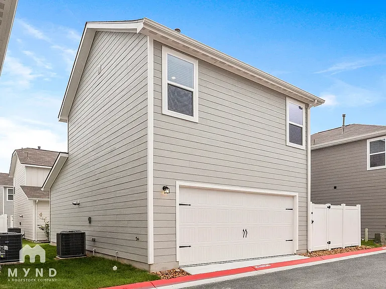 10853 Quinn Ct — Photo 21