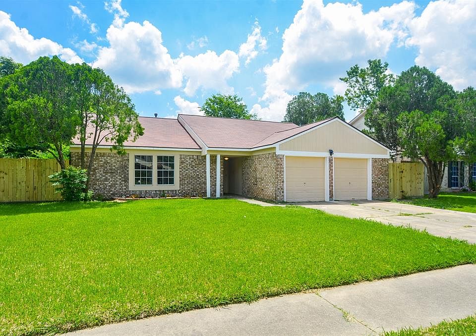 1st image of 7611 Winter Glen Ln