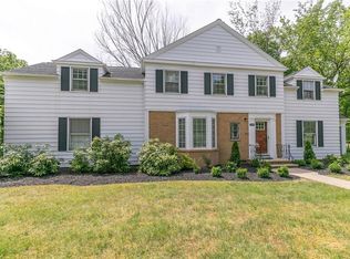2660 Wrenford Rd, Shaker Heights, OH 44122