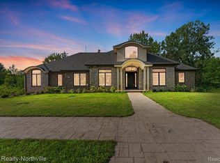51670 Malsia Ct, Northville, MI 48167
