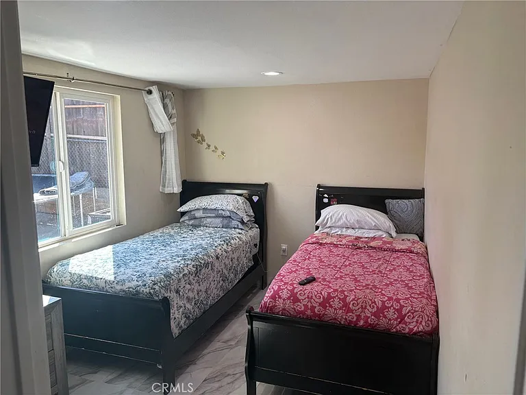 6764 Chadbourne Ave #A — Photo 11