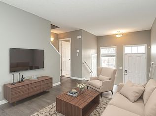 9151 Shaw Way SW #60, Edmonton, AB T6X1W7