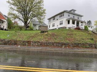 573 Grafton St, Worcester, MA 01604