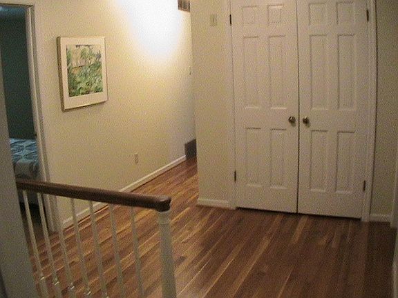 Stunning Hardwood Upstairs!!