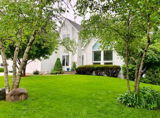 12903 Lincoln Ave, Clive, IA 50325
