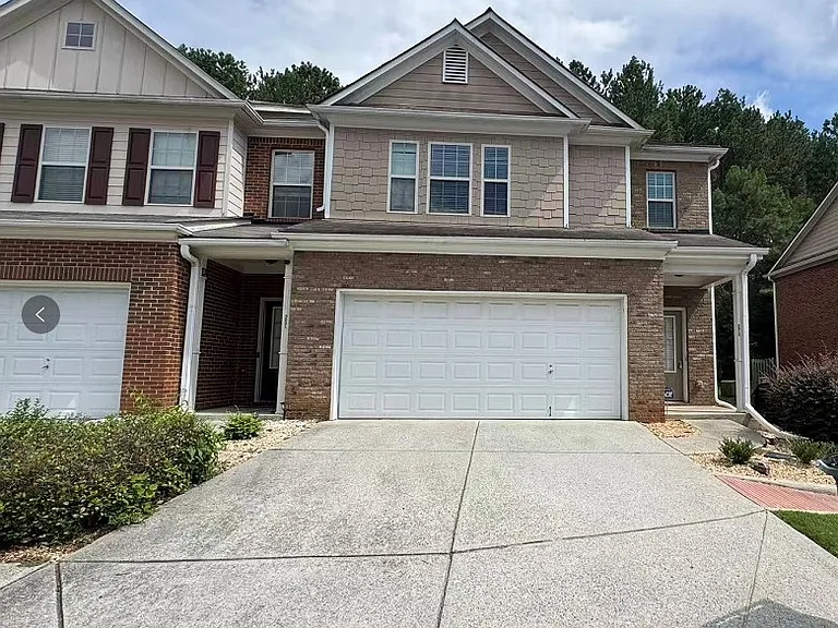 3919 Snipes Ct — Photo 1
