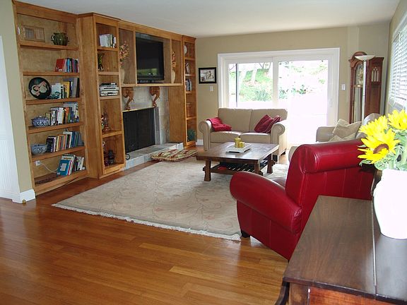 5th image of 1201 Trieste Dr