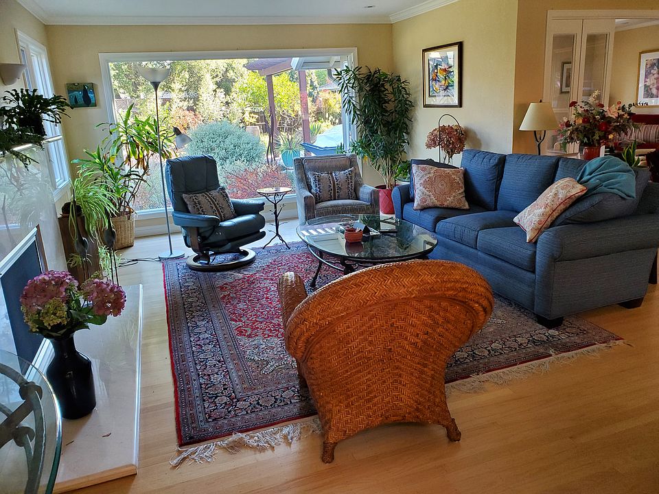 1st image of 446 Casita Ct