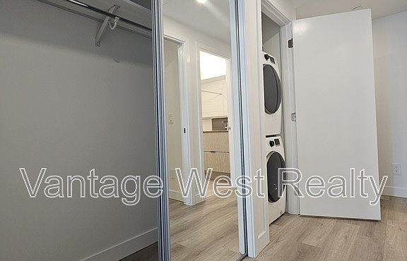 4th image of 1488 Bertram St #1211