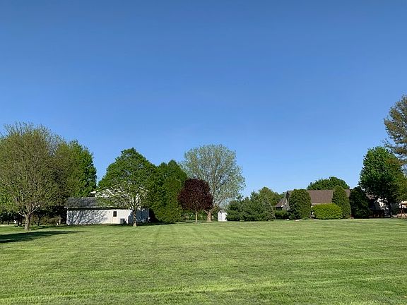 2nd image of 48W103 Milnamow Dr
