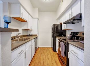 Village Crest, Commerce City, CO 80022