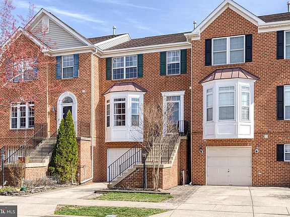 2nd image of 3814 Glebe Meadow Way