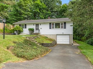 9 Hillside Rd, Troy, NY 12182