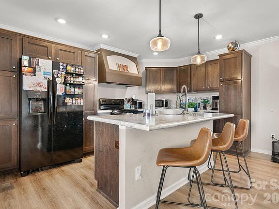 5th image of 2388 Cat Square Rd