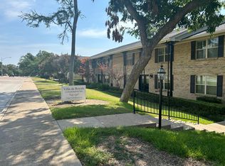 7714 Royal Ln APT C, Dallas, TX 75230