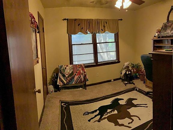 4th image of 2533 S 25th St