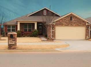 3713 Kings Canyon Rd, Norman, OK 73071