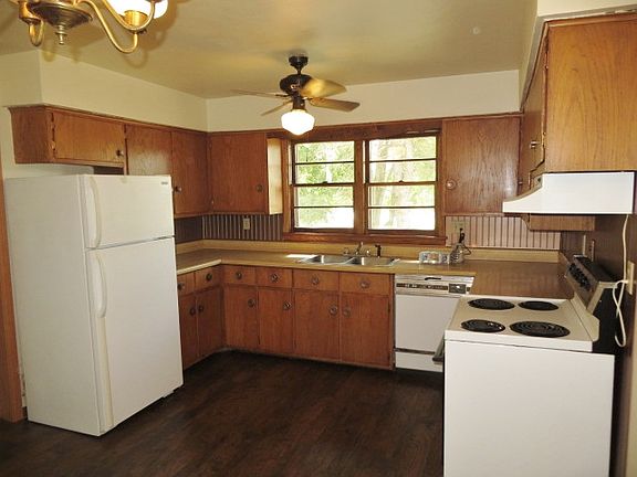 5th image of 217 Heritage Dr