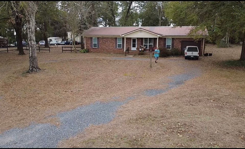 1st image of 1496 Greenwood Rd