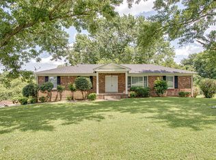 362 Green Harbor Rd, Old Hickory, TN 37138