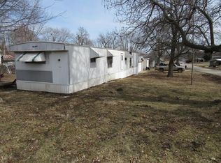 407 S Rollins St, Macon, MO 63552