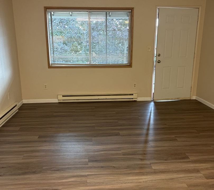 Maplecrest Apartments 8402 NE 8th Way Vancouver WA Zillow