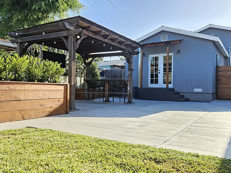 6616 Plaska Ave — Photo 3