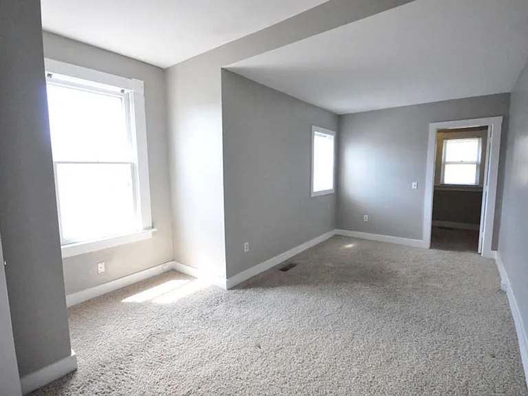 495 S Lazelle St — Photo 10