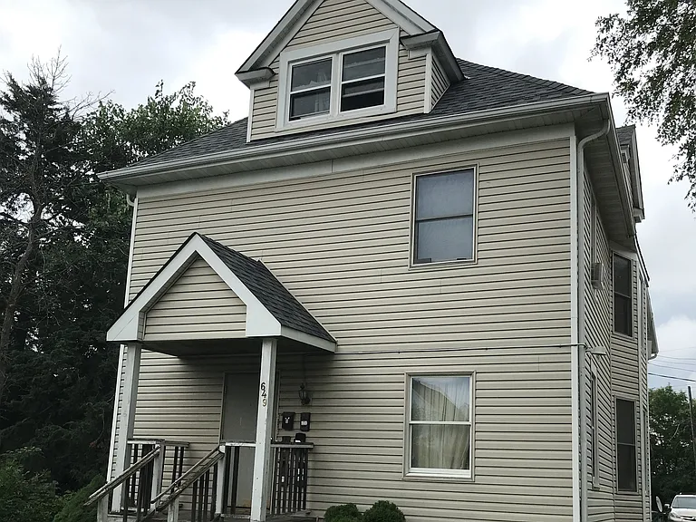 649 Erie St SE #3 — Photo 5
