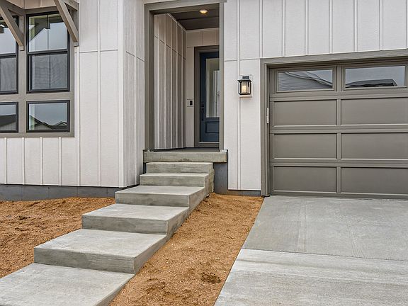 Homesite 114 Front Entry