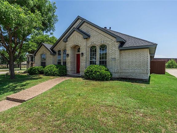 3rd image of 6201 Calloway Dr