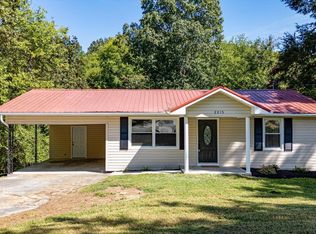 2015 White St SE, Cleveland, TN 37311