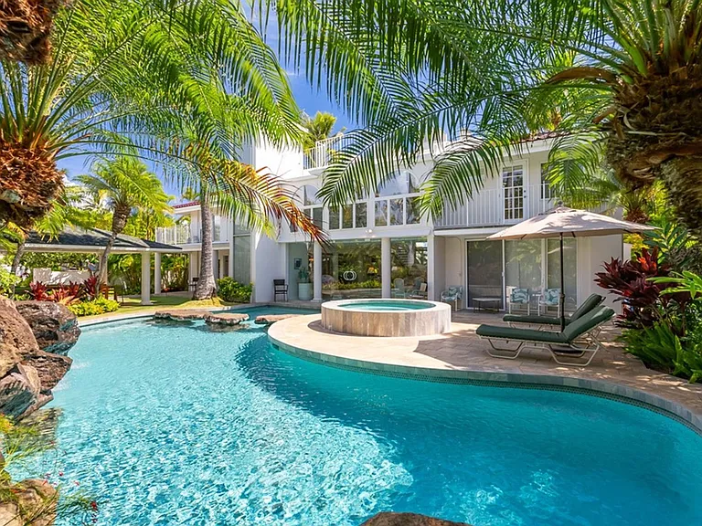 4818 Kahala Ave — Photo 3