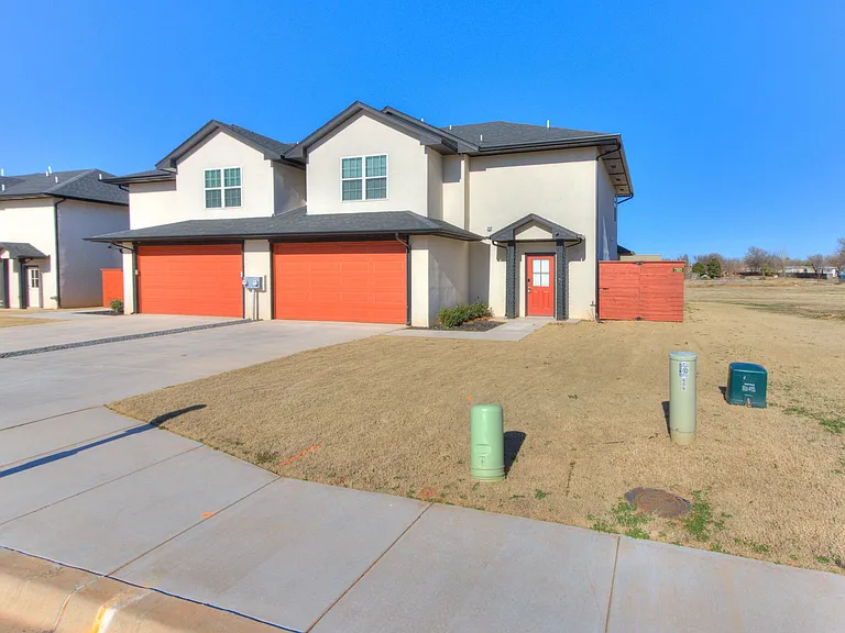 609 Abadan Dr — Photo 59
