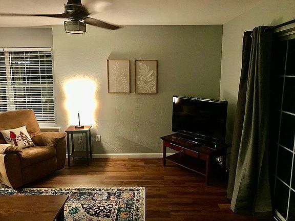 3rd image of 110 W Rockford Dr APT A5