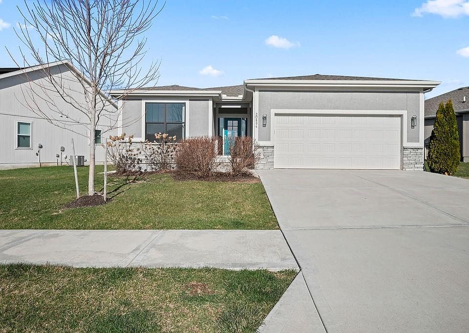 1st image of 20854 W 190th Pl