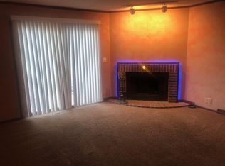 2715 Saint Francis Dr #TOWNHOUSE, Waterloo, IA 50702