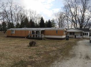 214 W 10th St, Matthews, IN 46957