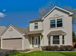 1280 Rose Ave, Carol Stream, IL 60188