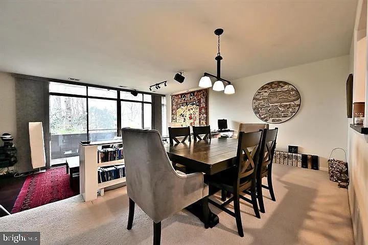 2212 S Randolph St #1 — Photo 6