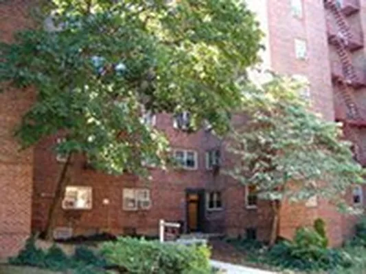 Rented by Queens Apartments Realty LLC | media 20