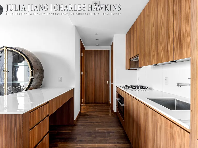 400 5th Ave #42F — Photo 6