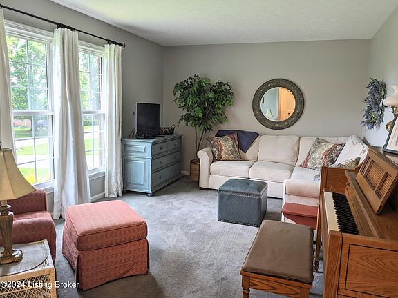 5th image of 164 Salt River Dr