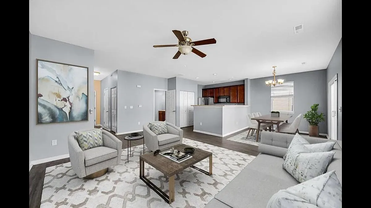 Open Floor Living Room And Kitchen - 7610 E 112th Ave