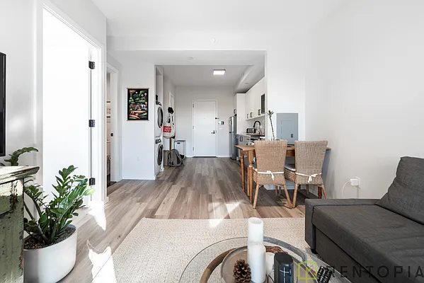 Rented by Rentopia | media 45