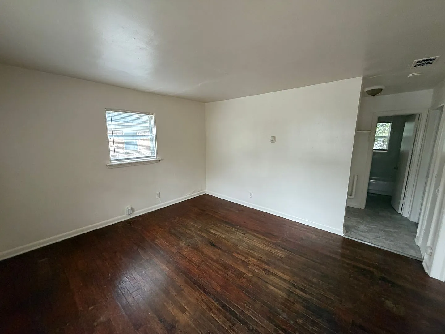Cozy Two Bedroom Home! — Photo 2