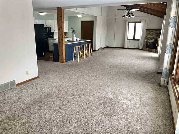 5th image of 3950 Comanche Ct