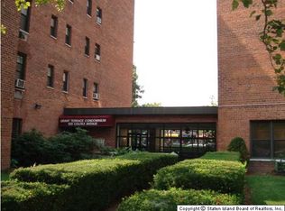 100 Colfax Ave #6F, Staten Island, NY 10305