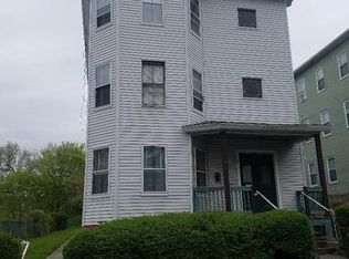 62 Raymond St, Worcester, MA 01607